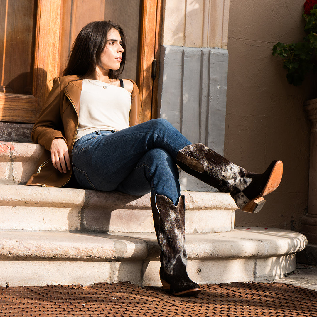 Alejandrita's Black & White.